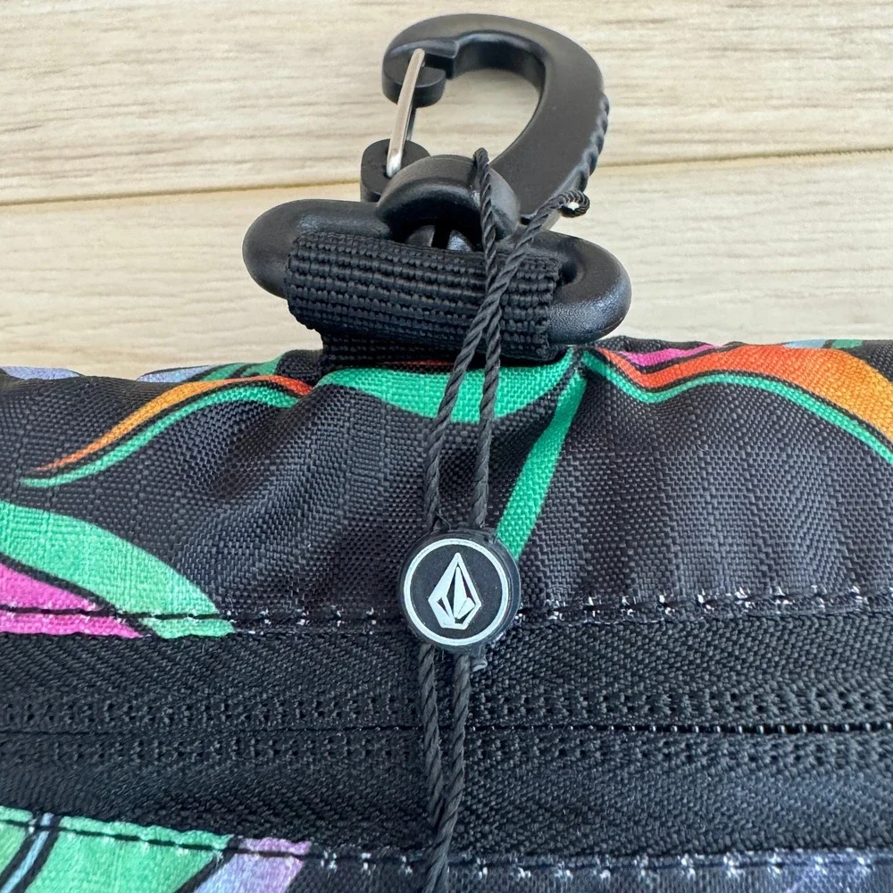 Volcom Packable Duffel Bag‎ Black Streetwear Travel Gym Lightweight 10 X 18 X 10